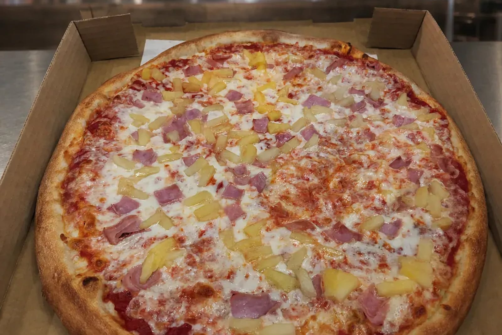 Hawaiian Pizza