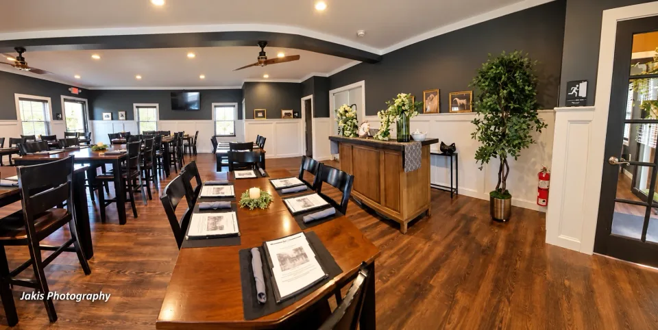 Everyday Dining Room at 2 Brothers Restaurant